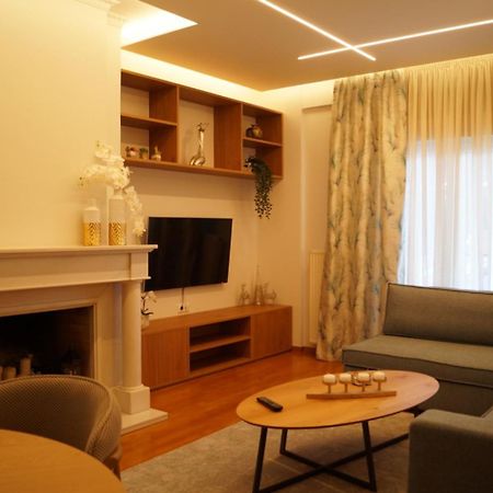 Daphne Luxury Apartment Kastoria Buitenkant foto