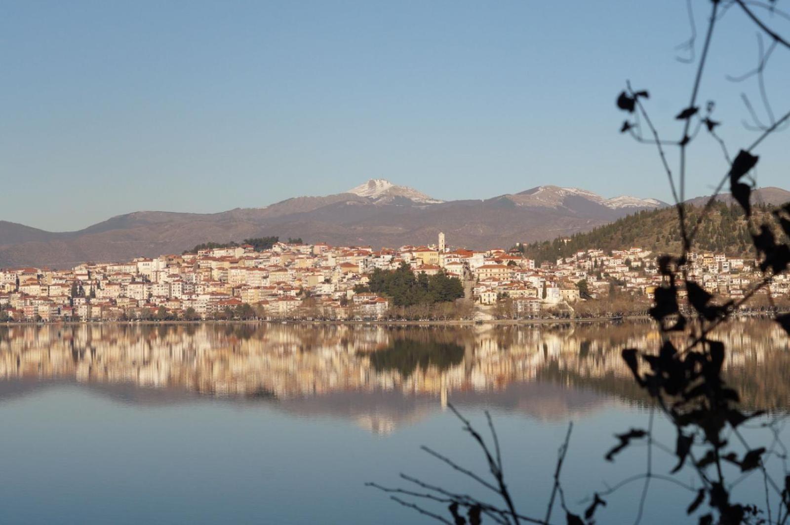 Daphne Luxury Apartment Kastoria Buitenkant foto